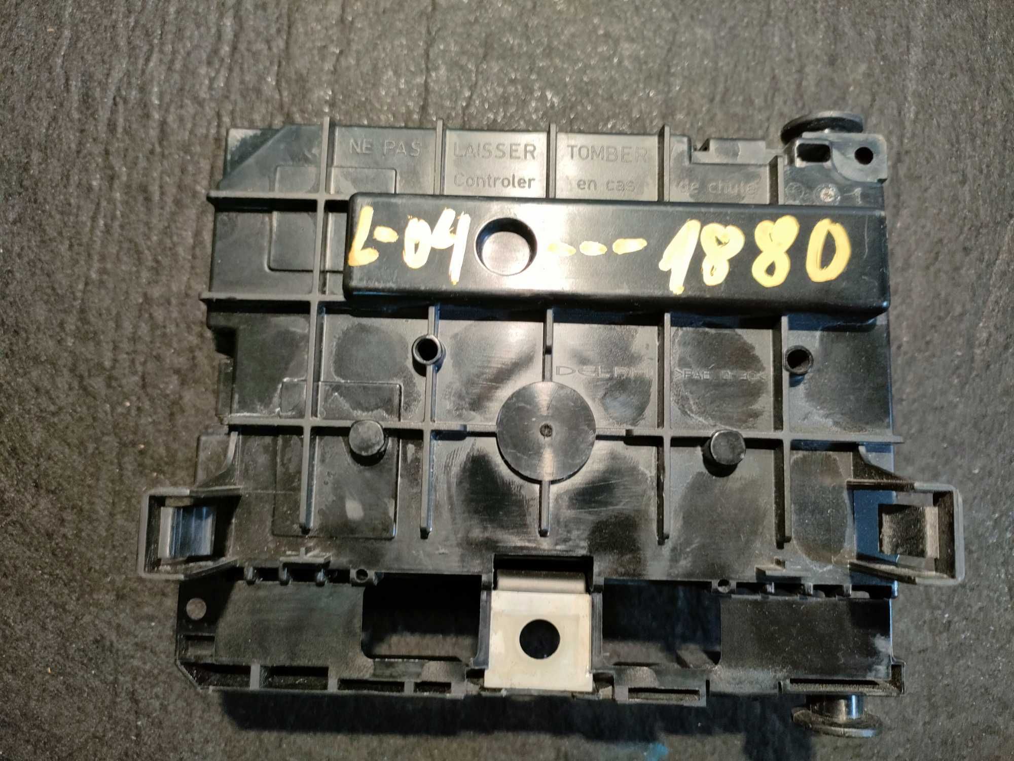 Peugeot Citroen Fiat moduł BSM -L04