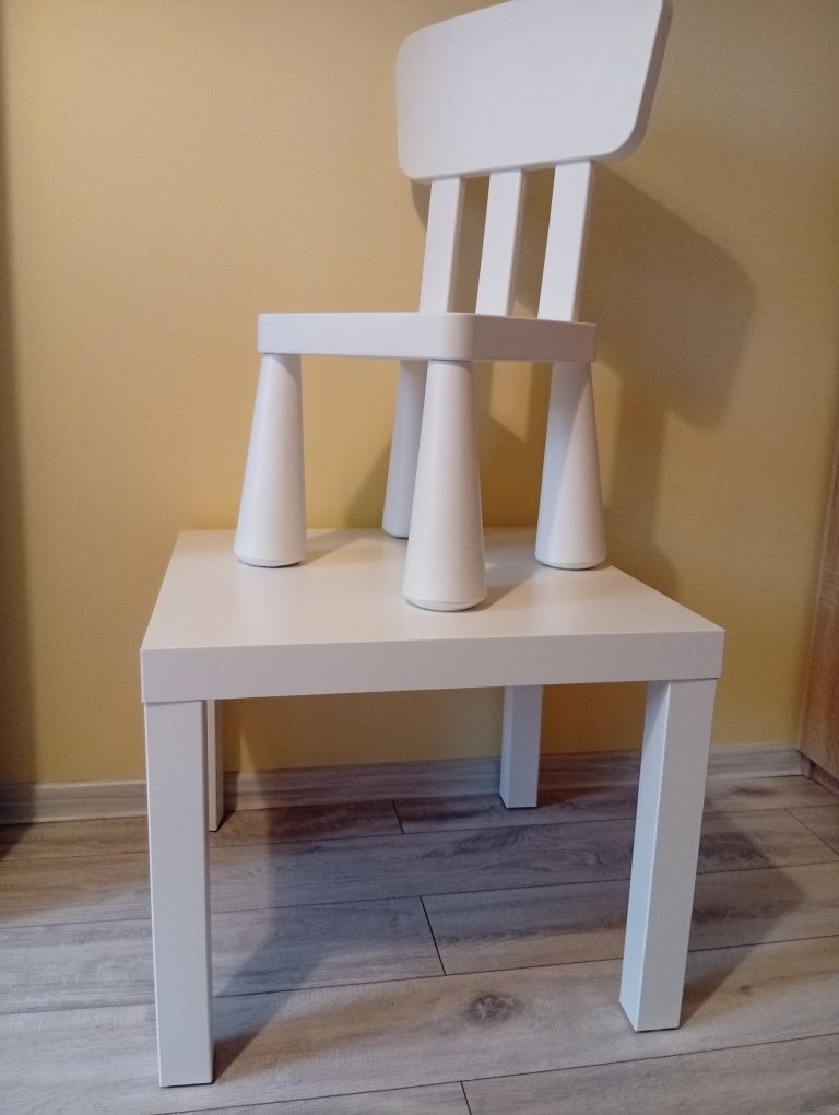 Sprzedam krzesełko Ikea Mammut i stolik