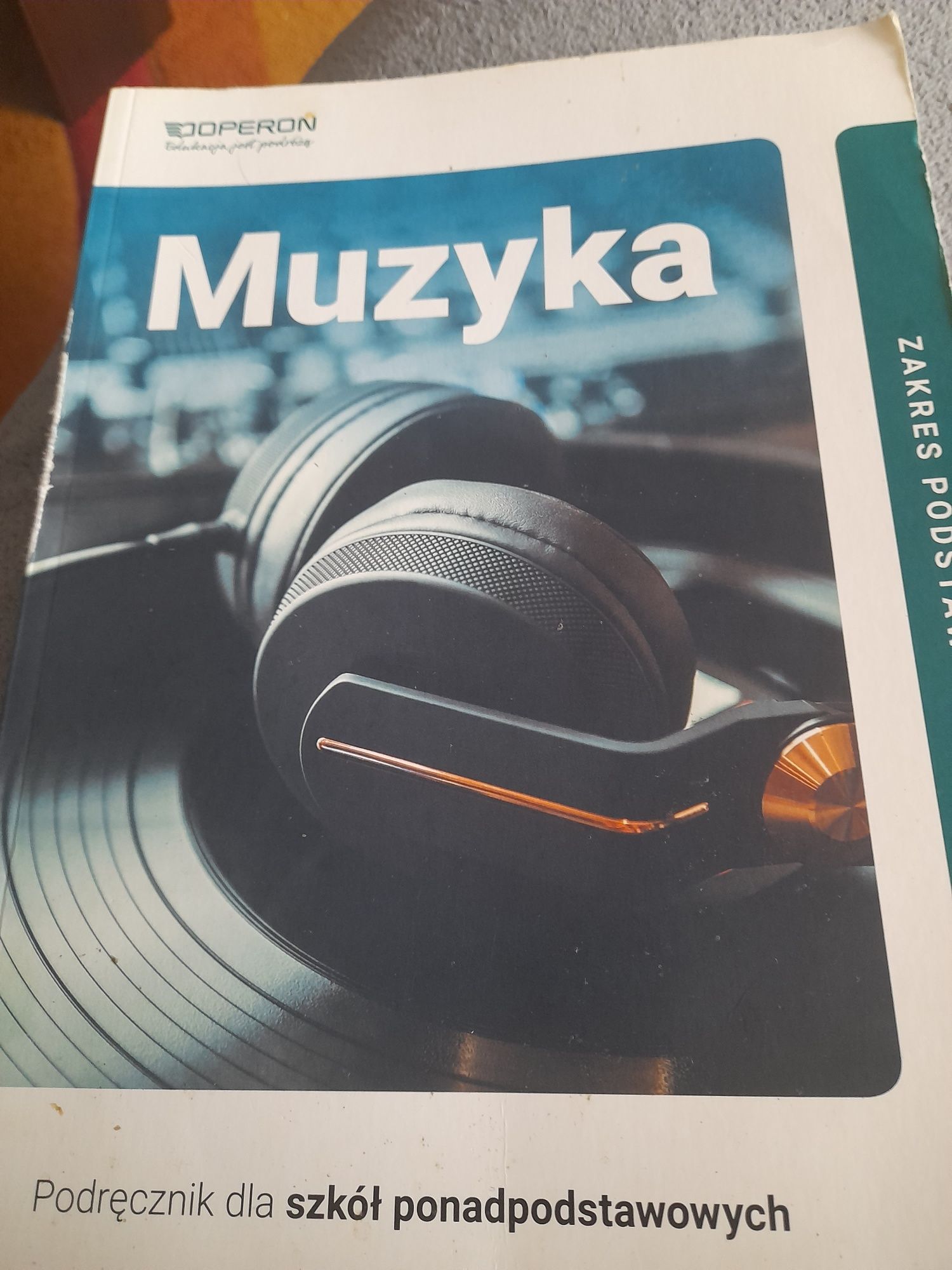 Podręcznik do muzyki  technikum/liceum