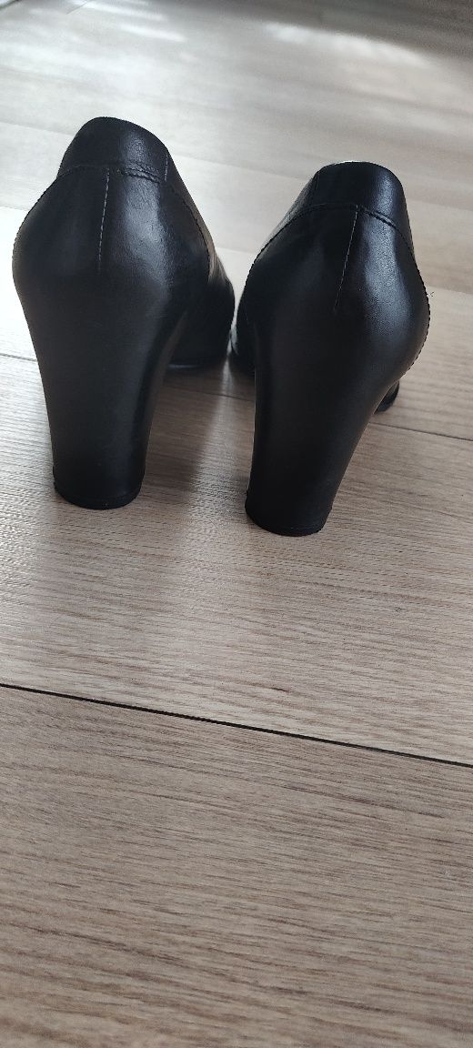 Buty czułenka Ecco
