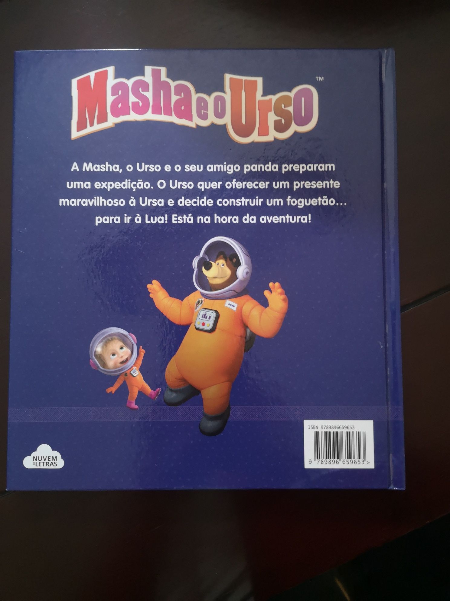 Livro - Masha e o Urso - A Masha vai à Lua