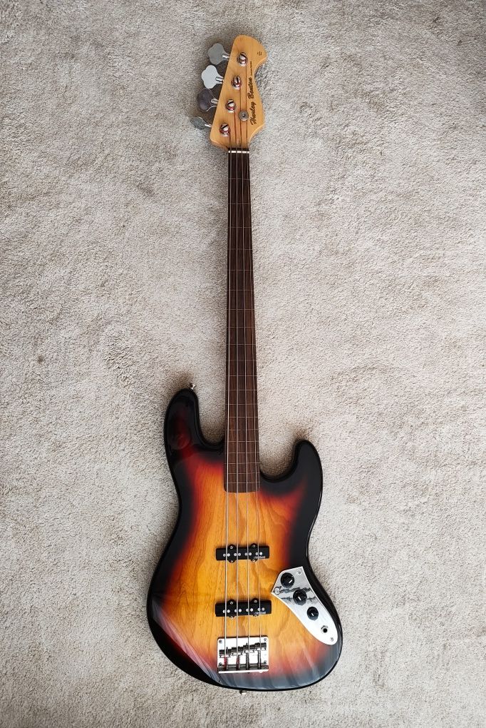 Gitara basowa bezprogowa Harley Benton JB typu jazz bass