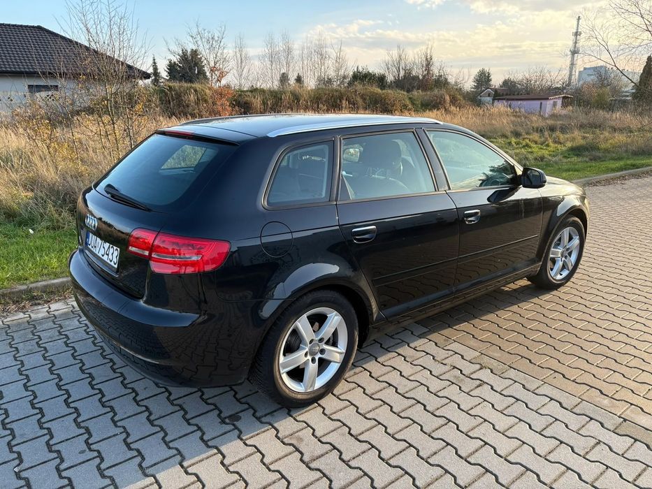 Audi A3 Sportback Audi A3- silnik 1,6-  Benzyna /LPG- Okazja