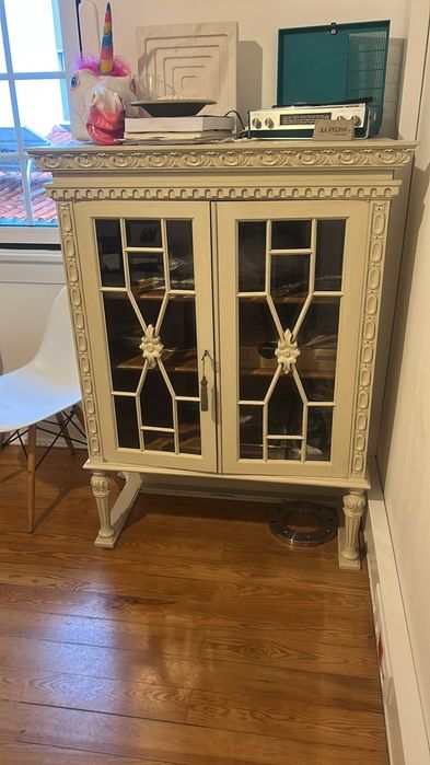 Conjunto 2 cristaleiras vintage clássicas