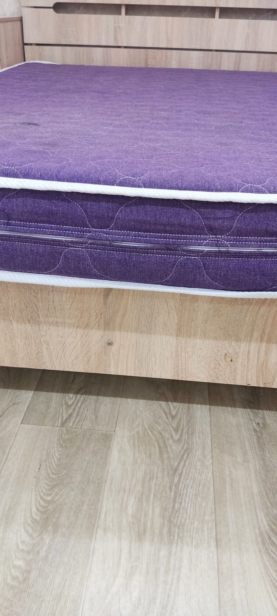 Продам матрац 1.40*1.90
