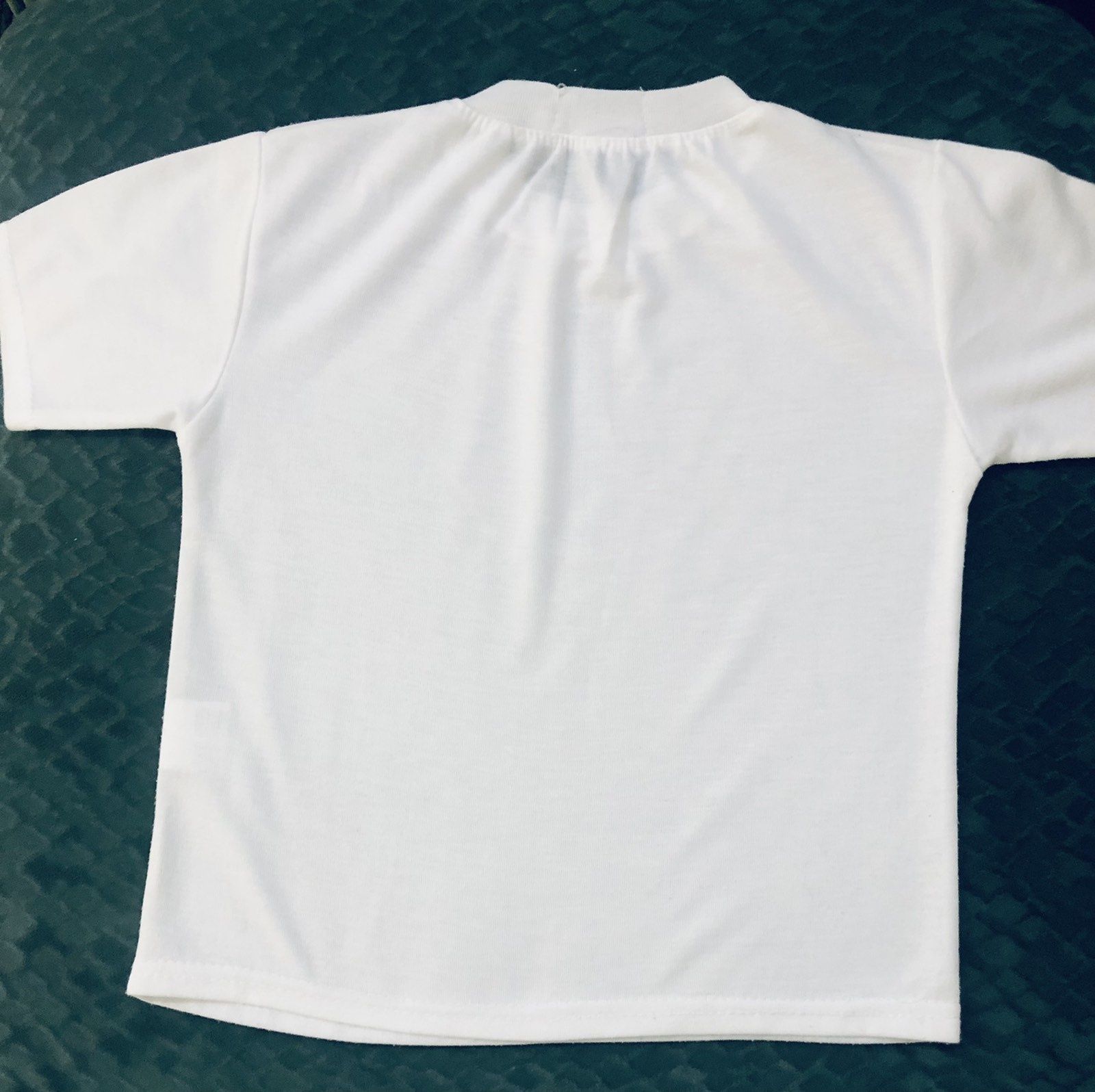 Белая футболка новая