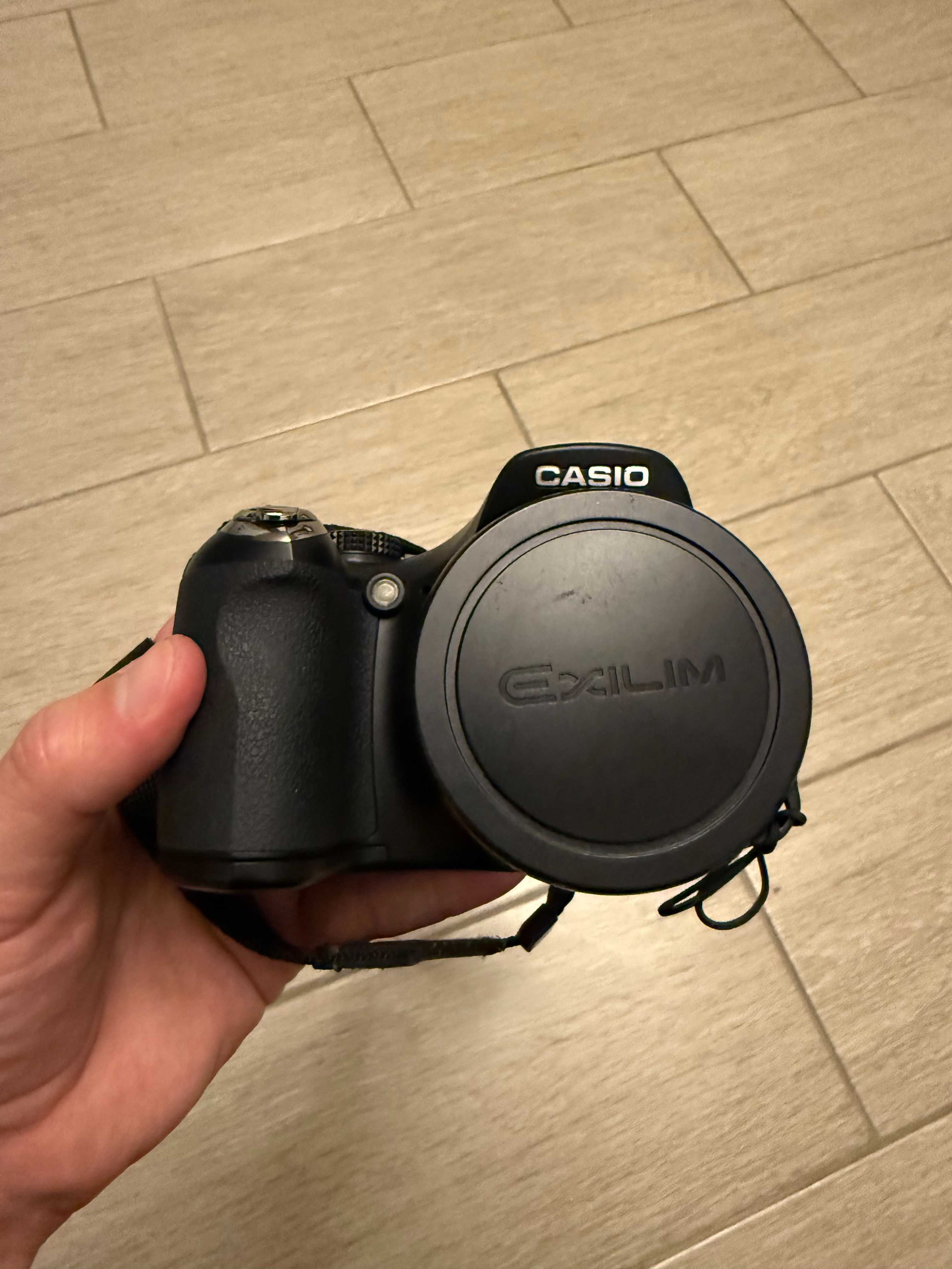 Фотоаппарат CASIO exilim EX-FH20