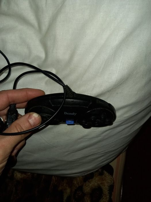 Продам джойстик 16 бит