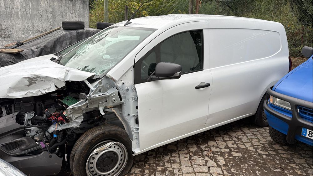 Renault Kangoo 1.5 dci / 3 lugares/ Iva Dedutivel/ 2025