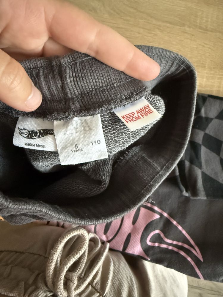 Нові штани для хлопчика zara 104