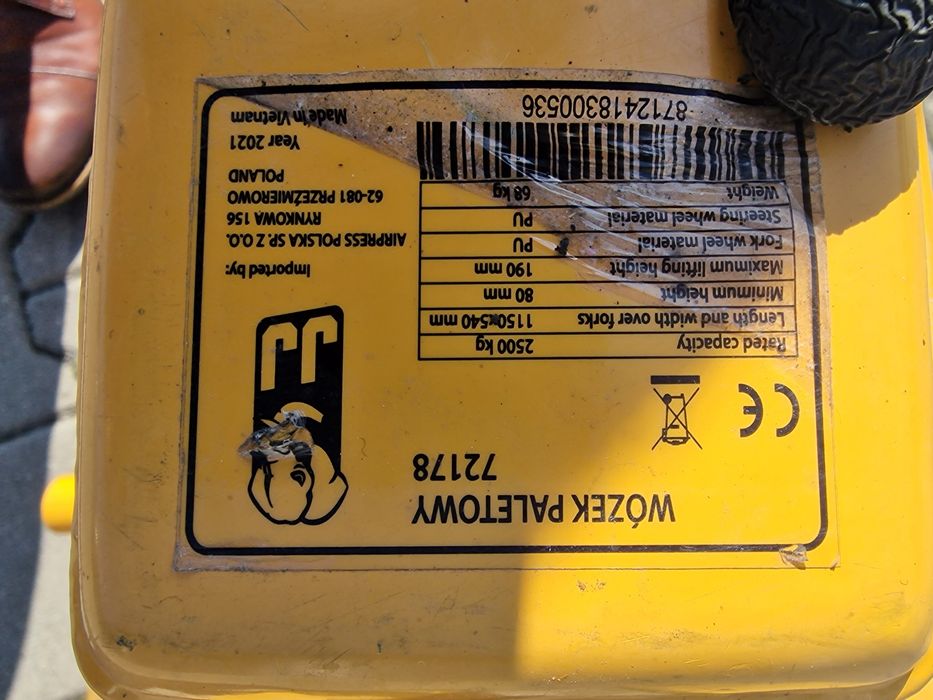 Ręczny wózek do transportowania palet, paleciak