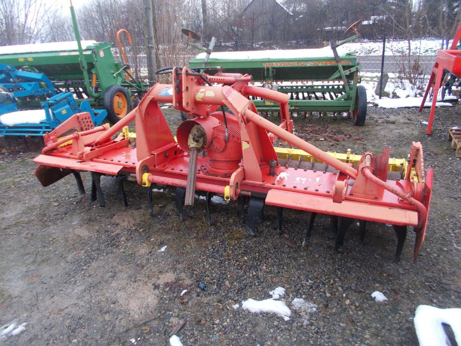 Agregat Brona wirowa Pottinger Lion 3001 kuhn maschio