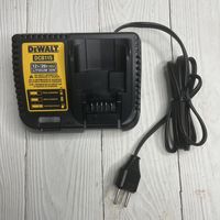 Зарядное устройство Dewalt DCB115 220v
