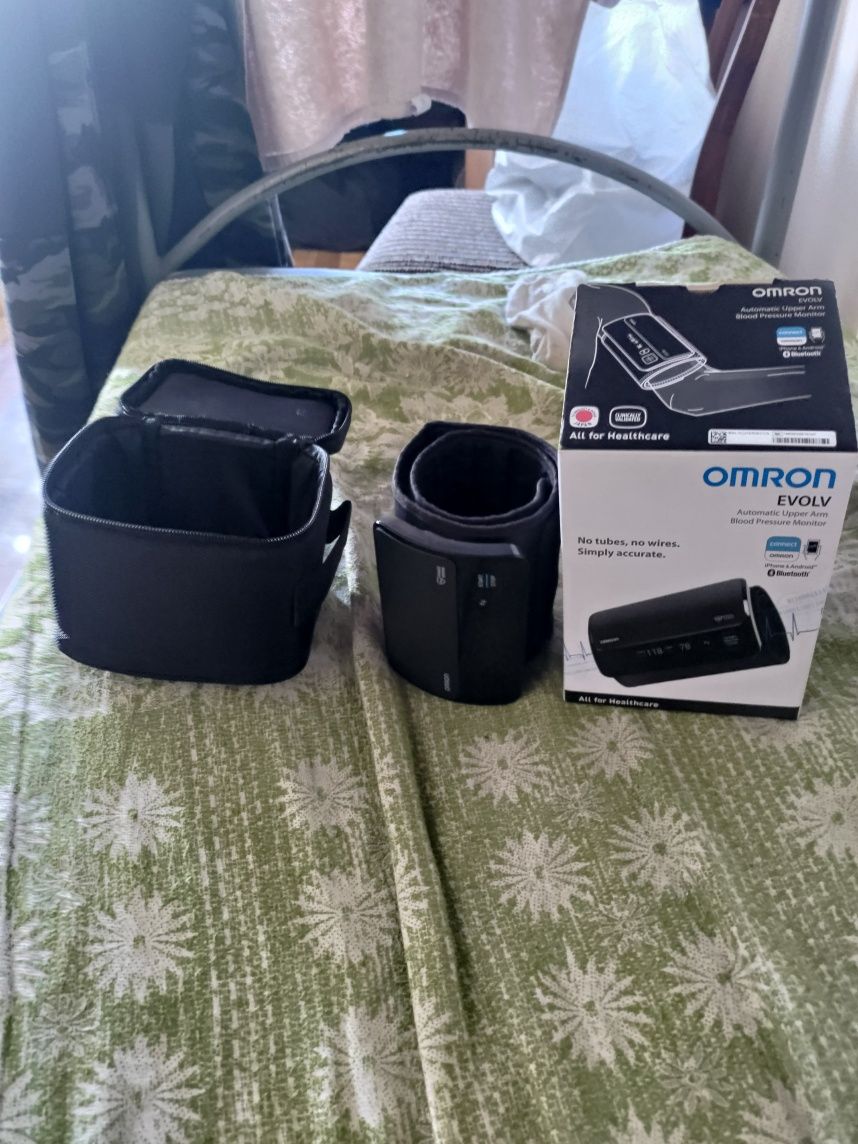Тонометр omron evolv  з блютусом