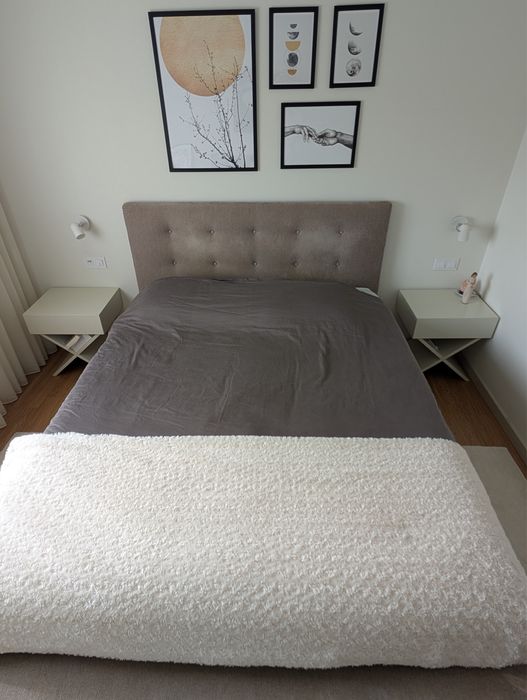 Cama Casal para colchão de 160x200 com banco de apoio