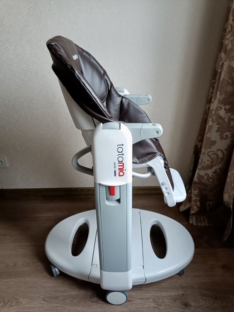 Стульчик для кормления Peg Perego Tatamia