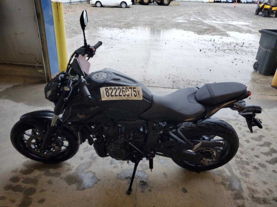 Yamaha MT07 2024