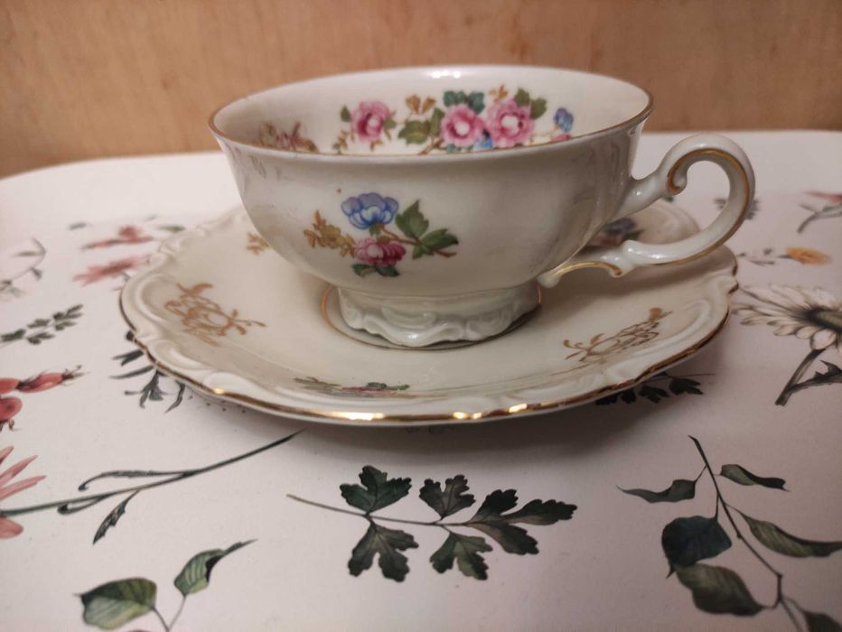 Sprzedam piękną filiżankę