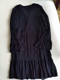 Sukienka firmy Massimo Dutti.
