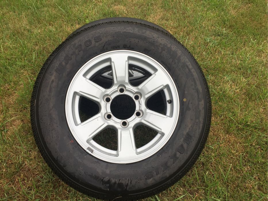 Koła Toyota Hilux Isuzu Dmax 6X139,7 Maxxis 235/70R16