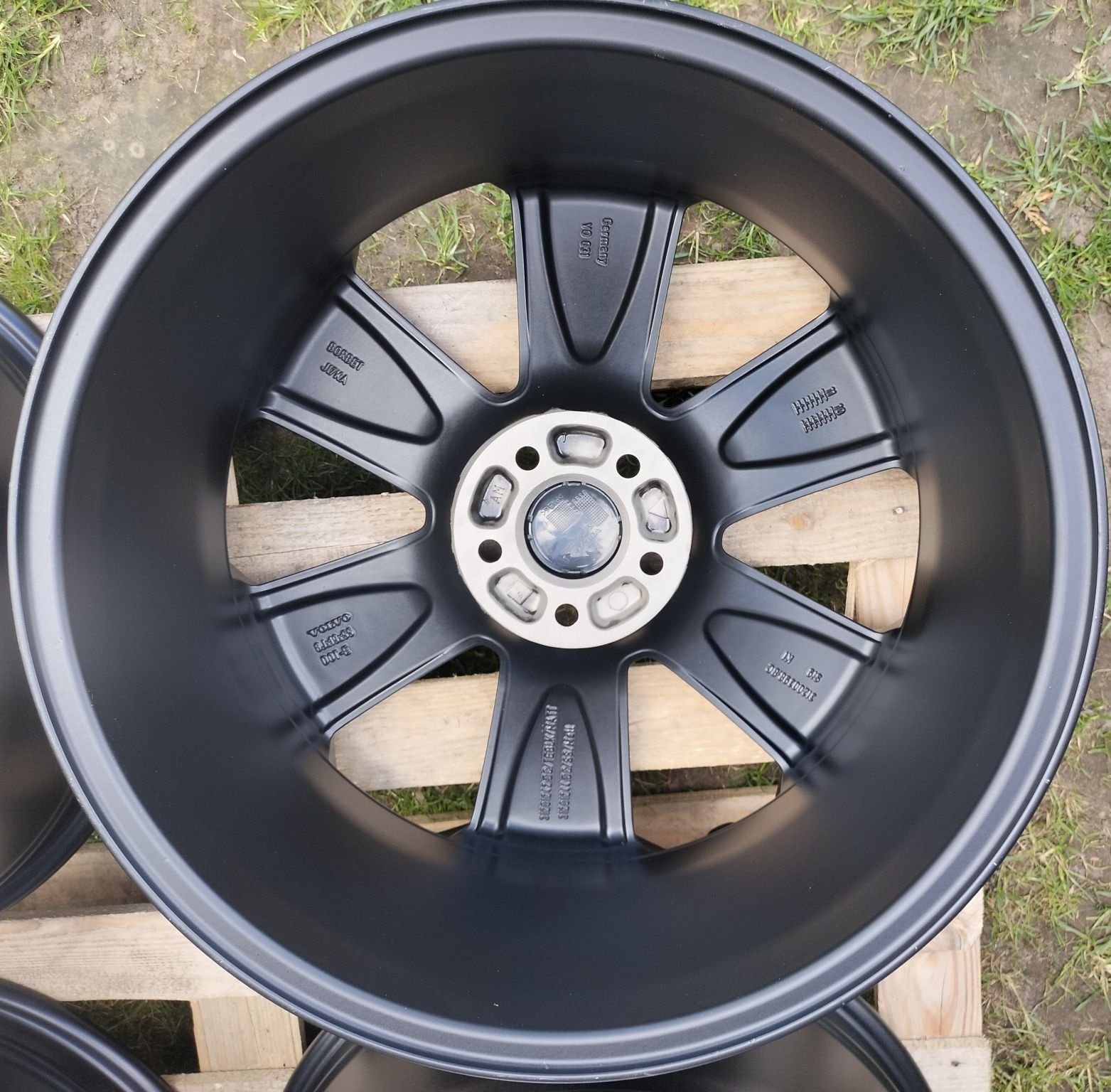 Felgi Volvo S60 S80 S90 V60 V70 V90 XC60 XC70 XC90 8x19 ET55 5x108