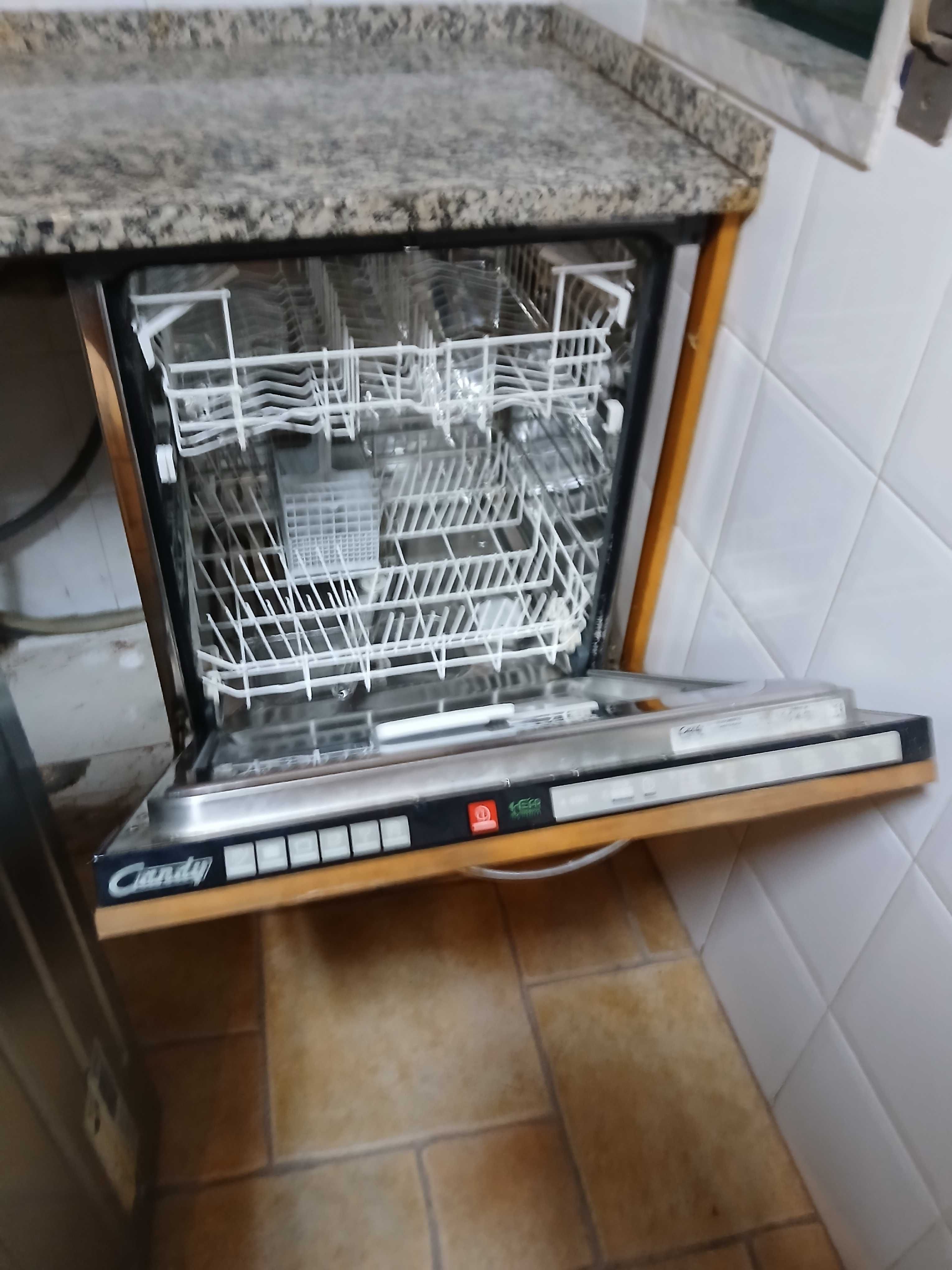 Maquina de lavar loiça candy