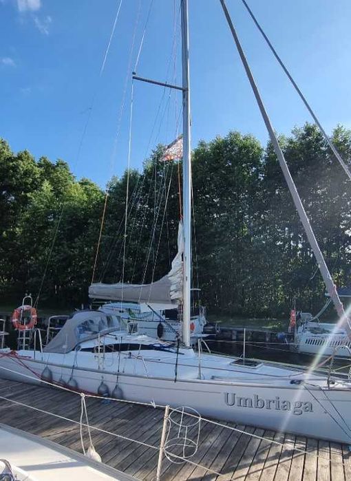 Jacht Phila 880 w zabudowie indywidualnej Faktura VAT