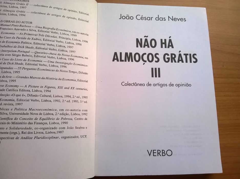 Não Há Almoços Grátis III - João César das Neves (portes grátis)
