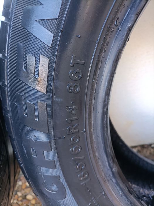2 Pneus 185/65R14 86t