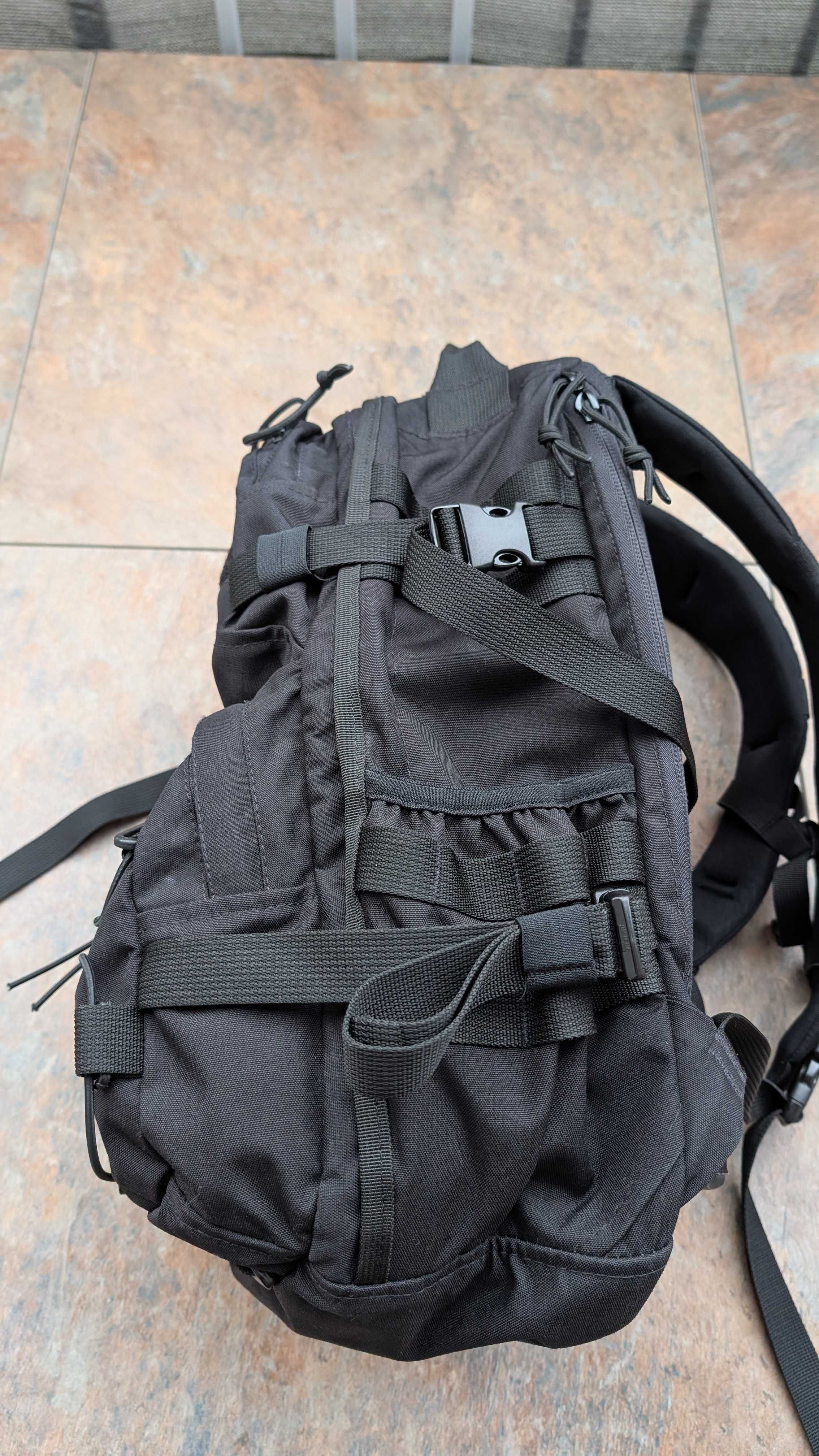 Plecak Wisport Sparrow 303 30 l - Black / Czarny