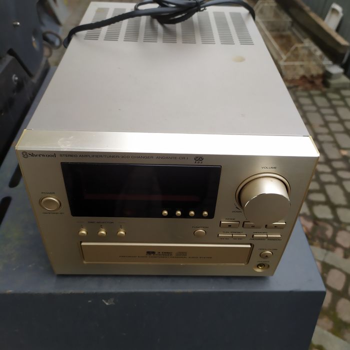 Sherwood andante cr1 в доброму стані працює радіо підсилювач аукс
