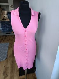 Prążkowana letnia różowa sukienka Sinsay rozmiar M