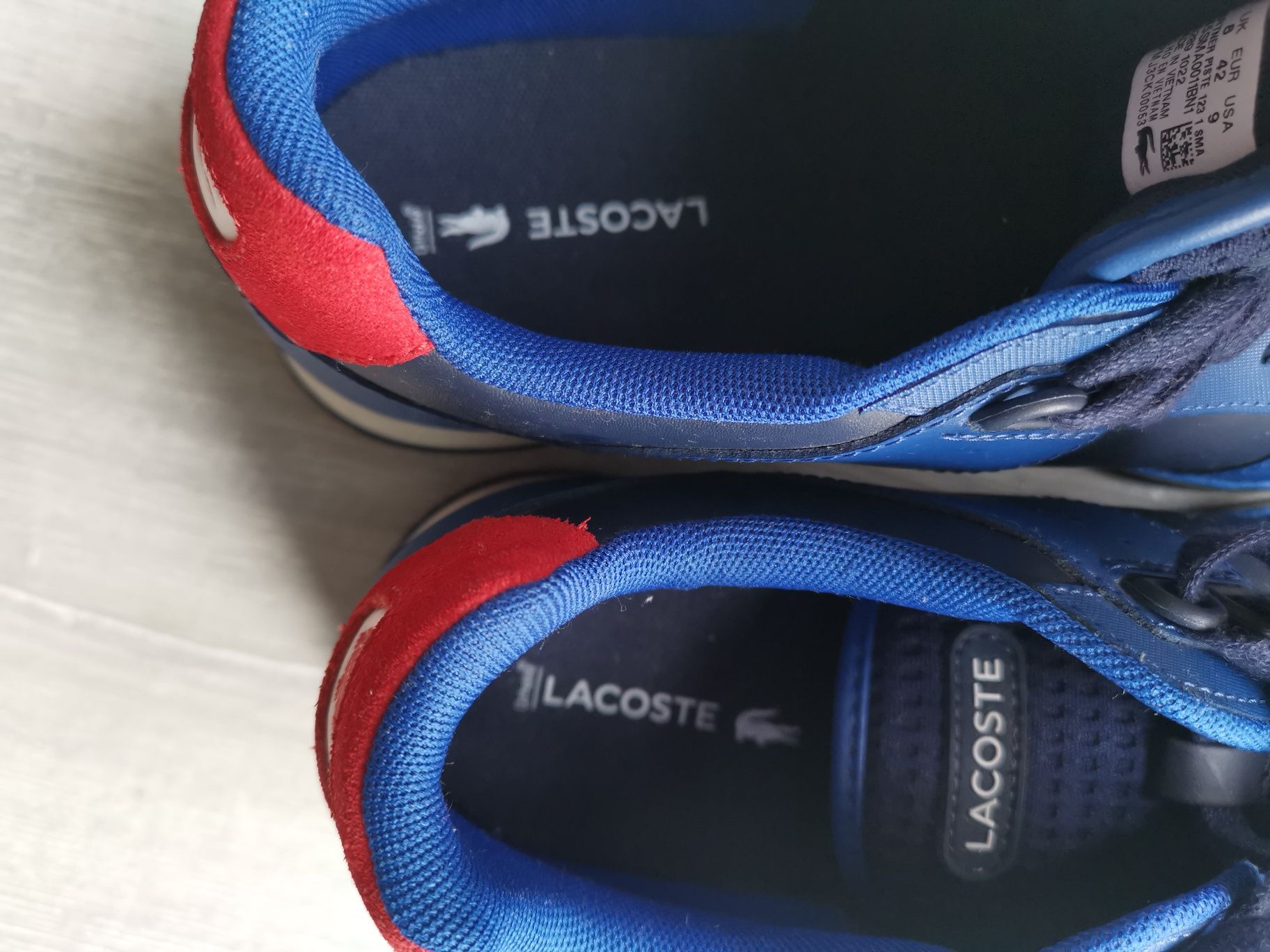 Lacoste partner piste 01201 SMA r. 42 Nowe!