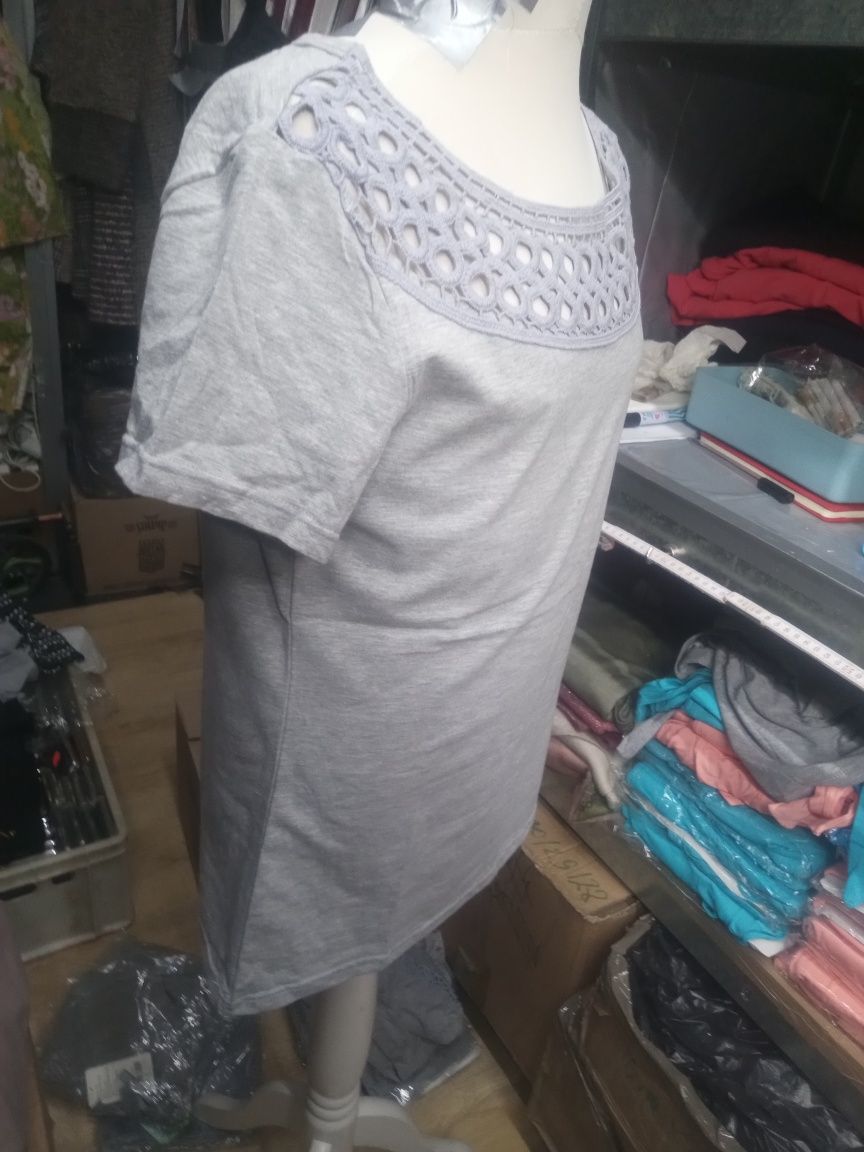 Bluzka bawełna z lajkrą i zdobieniem  ładna i prosta M/L i Xl 2XL dost
