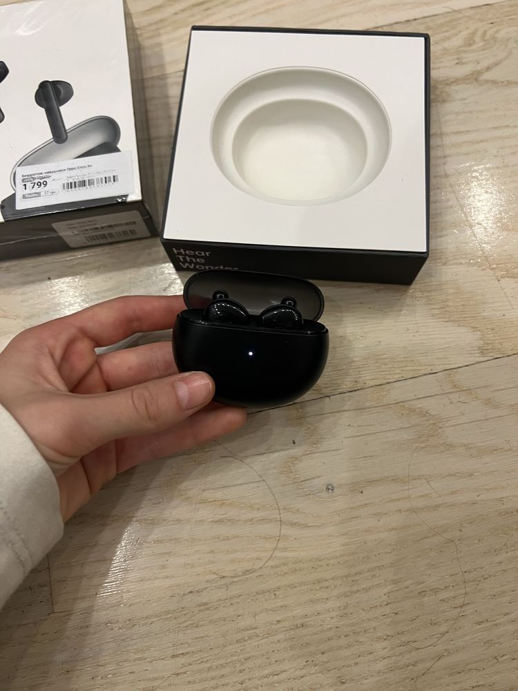Навушники Oppo Enco Air