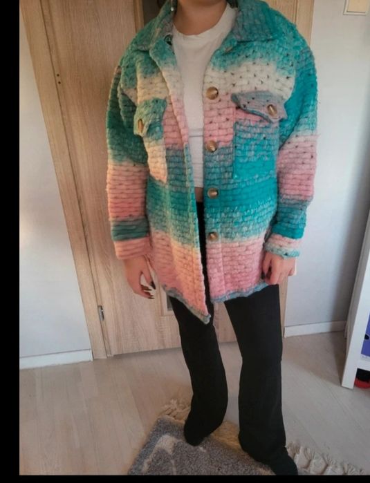 Kolorowa kurtka narzutka oversize  sweter na guziki koszula kolory