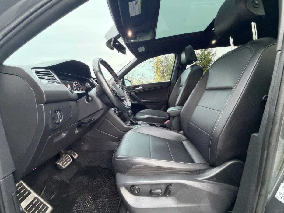 Volkswagen Tiguan SEL R-Line      2019