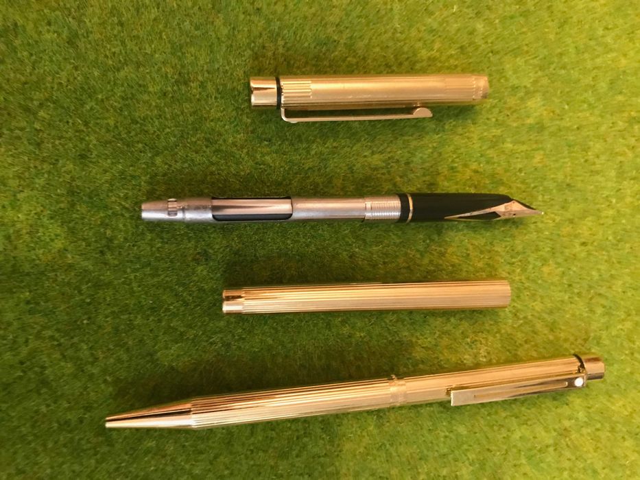 Esferográfica e Caneta Tinta Permanente Sheaffer Targa-banhado a ouro