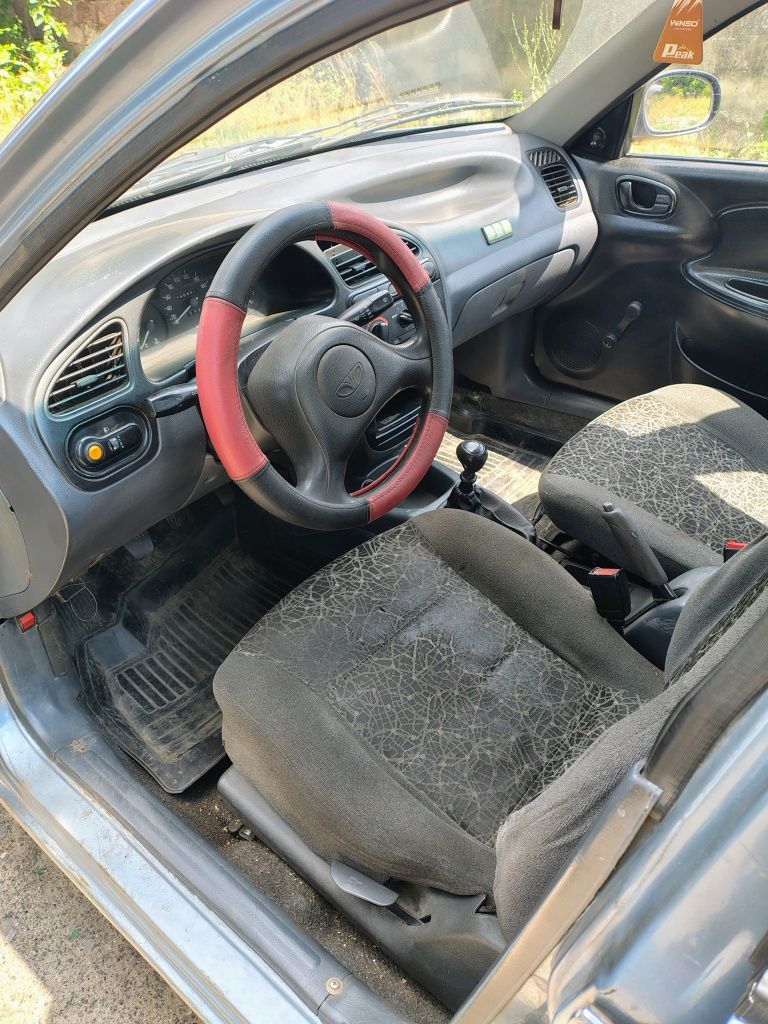 Daewoo lanos 1.5 2011 года
