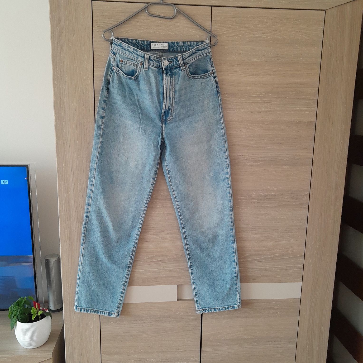 Spodnie damskie jeansowe Primark