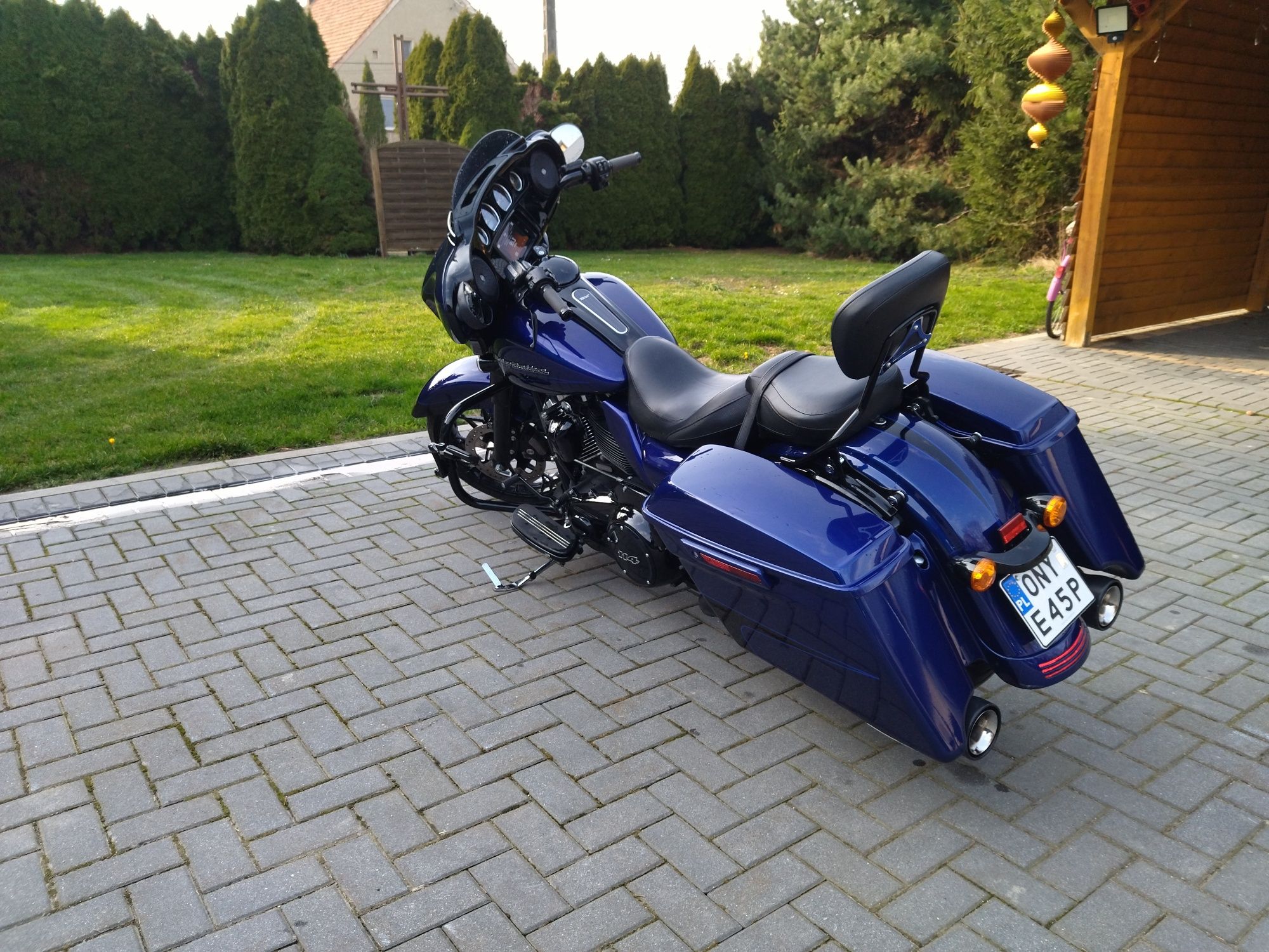 Harley Davidson touring street glide 2020