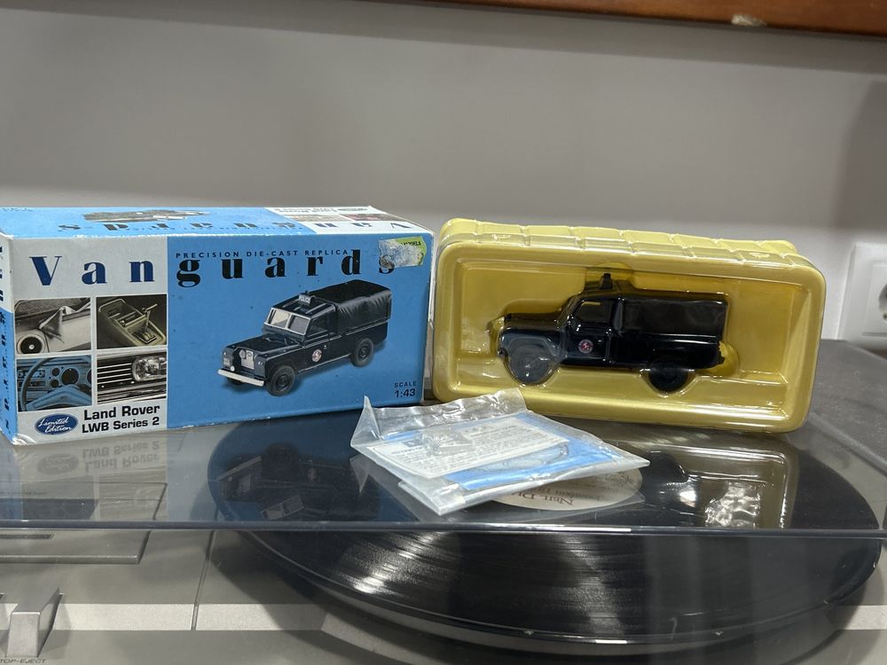 Miniatura defender