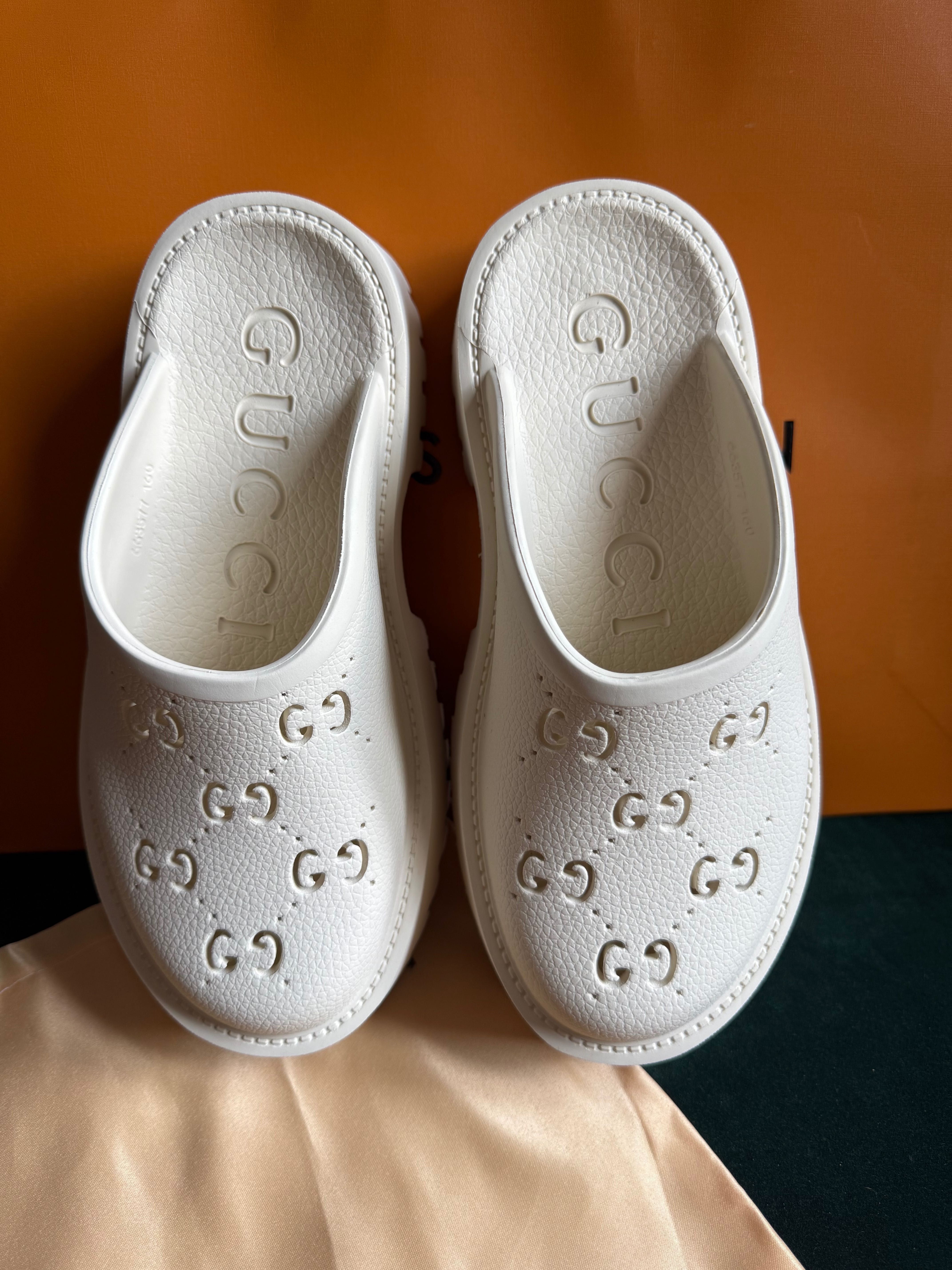 Klapki chodaki ecru białe 36 nowe Gucci