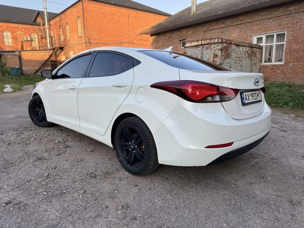 Продам Hyundai Elantra