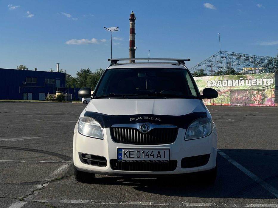 Аренда авто. Авто под такси. Skoda Fabia 1,2 газ/бензин