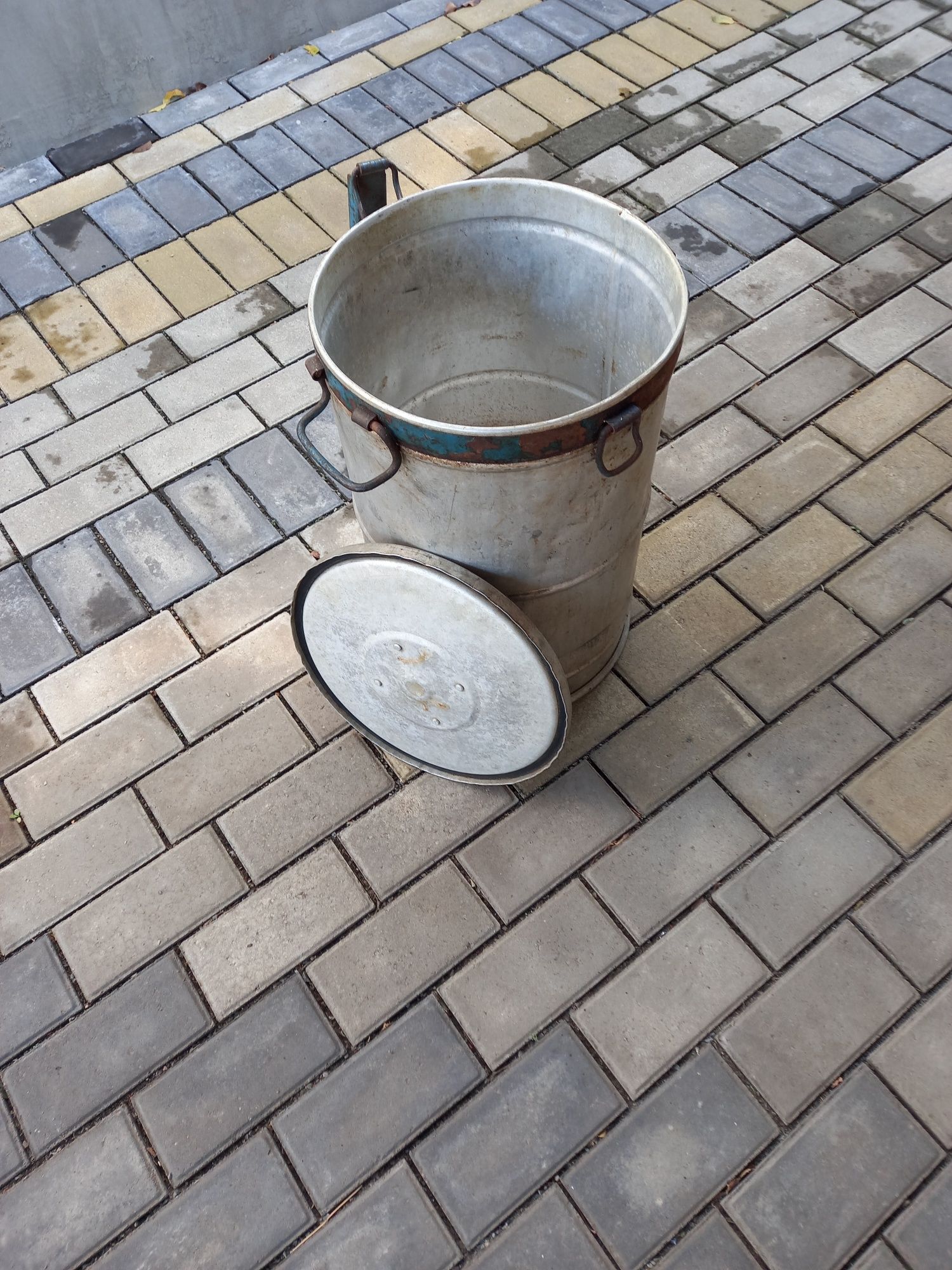 Продам діжку з алюмінію 40л