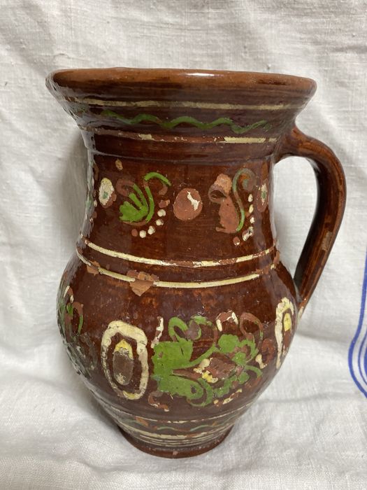 Старовинний глиняний посуд