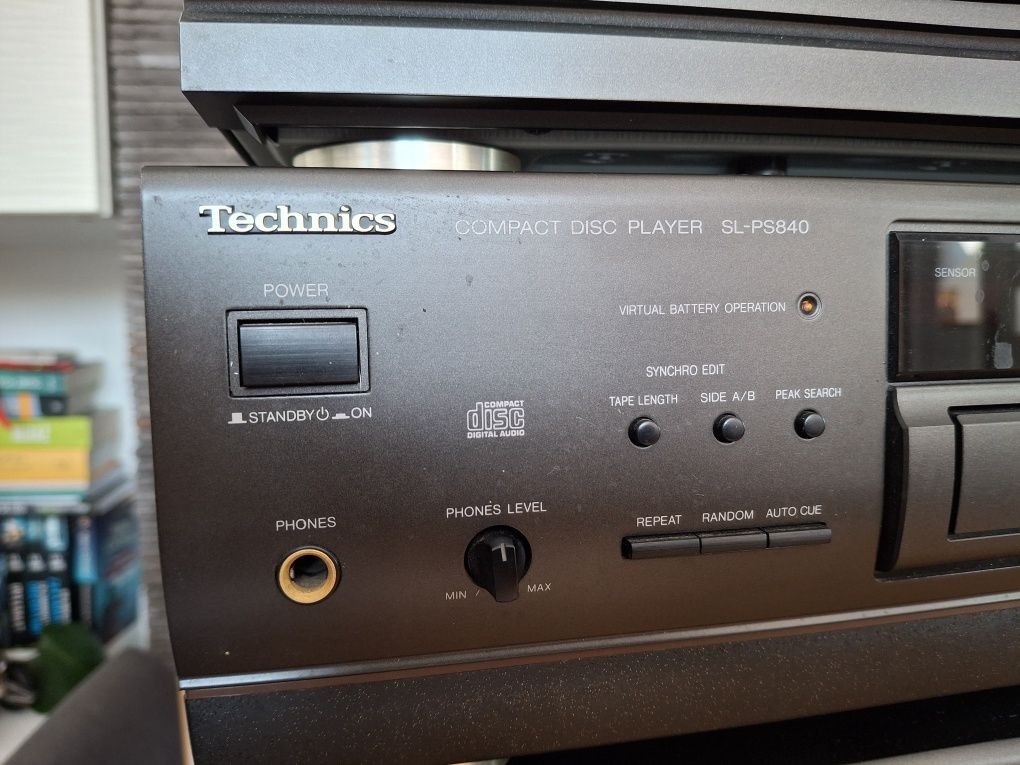 Technics SL-PS840 CD Player