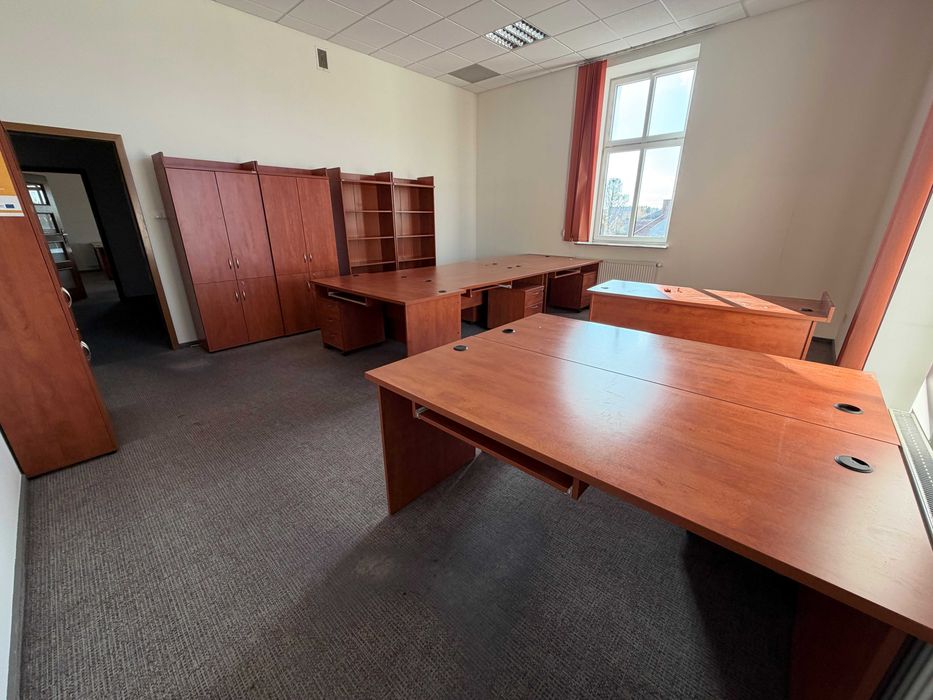 Meble do biura, regały, biurka