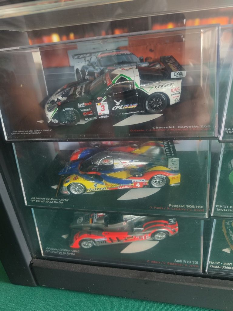 Vendo miniaturas 1:43 coleção velocidade e resistência FIA GT 24 horas